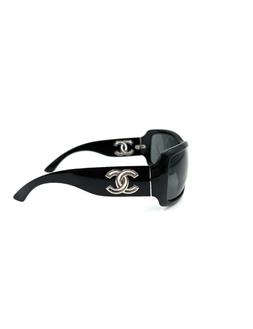 Lunettes de soleil CHANEL 