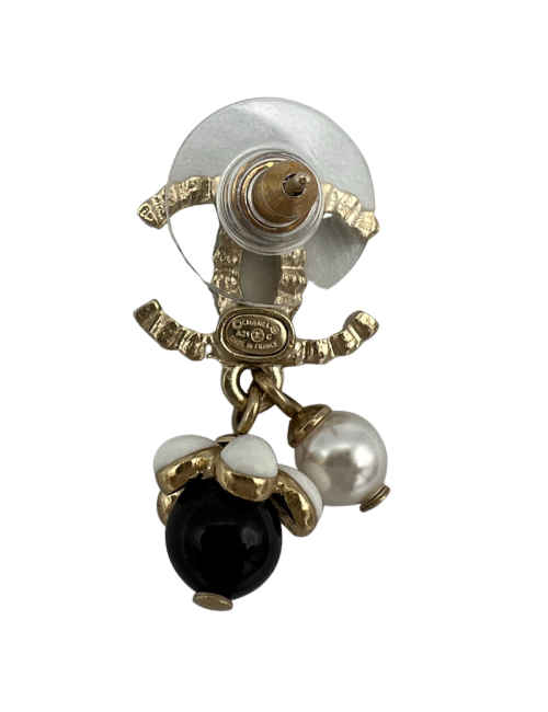 Clous d'oreille CHANEL 