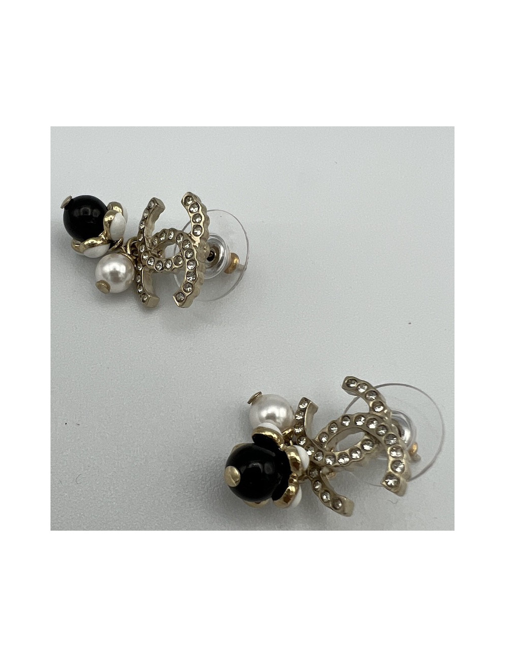 Clous d'oreille CHANEL 