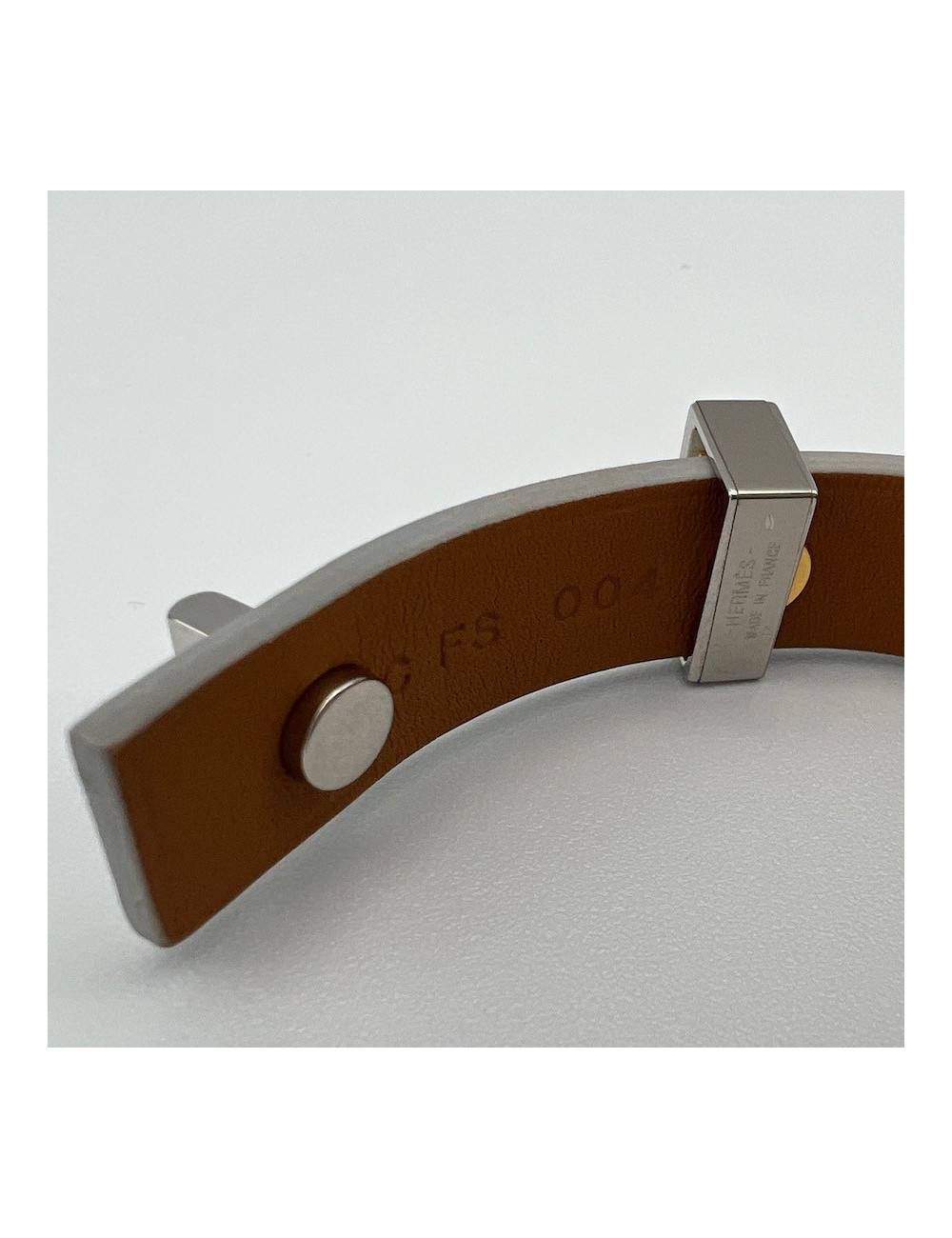 Bracelet HERMES cuir blanc clous bicolore