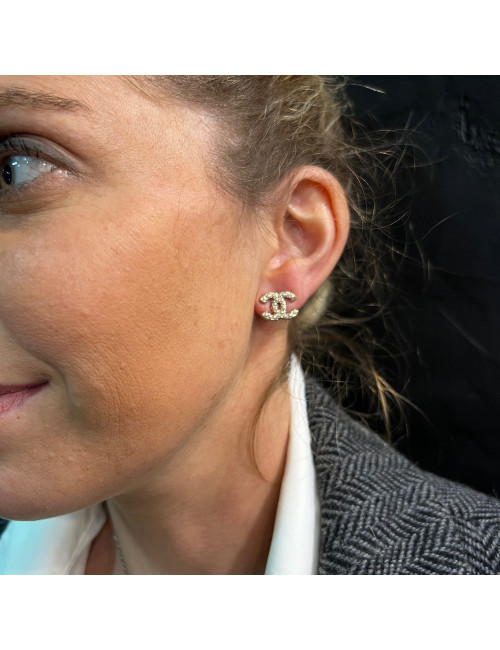 Clous CHANEL perles strass