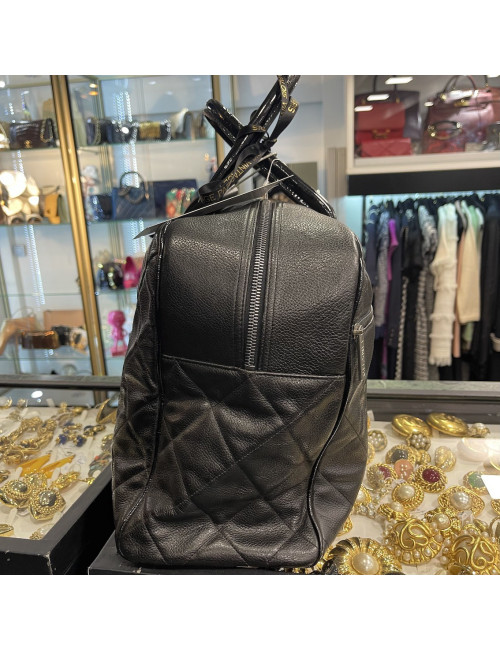 Sac 24H CHANEL cuir caviar noir