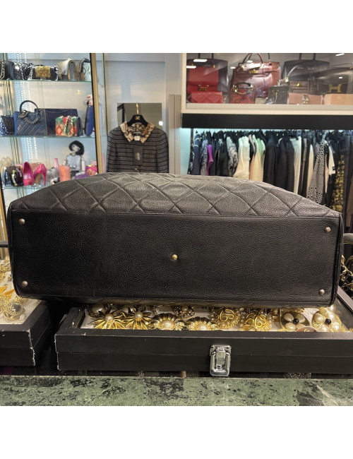 Sac 24H CHANEL cuir caviar noir