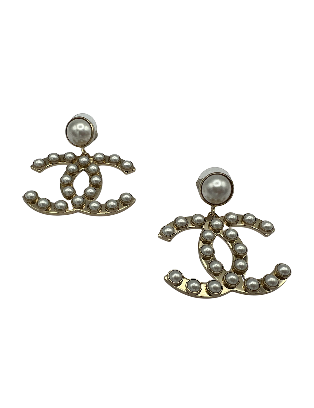 Clous d'oreille CHANEL perles nacrées