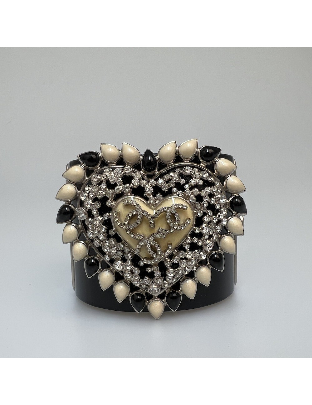 CHANEL heart cuff
