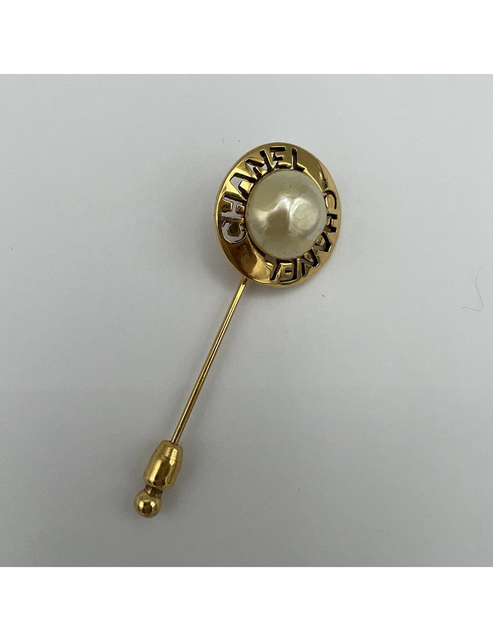 Epincle Vintage CHANEL perle nacrée