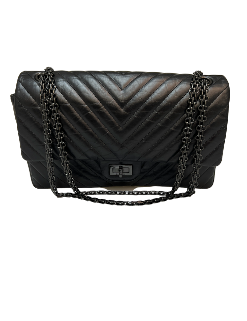 2.55 CHANEL chevrons all black