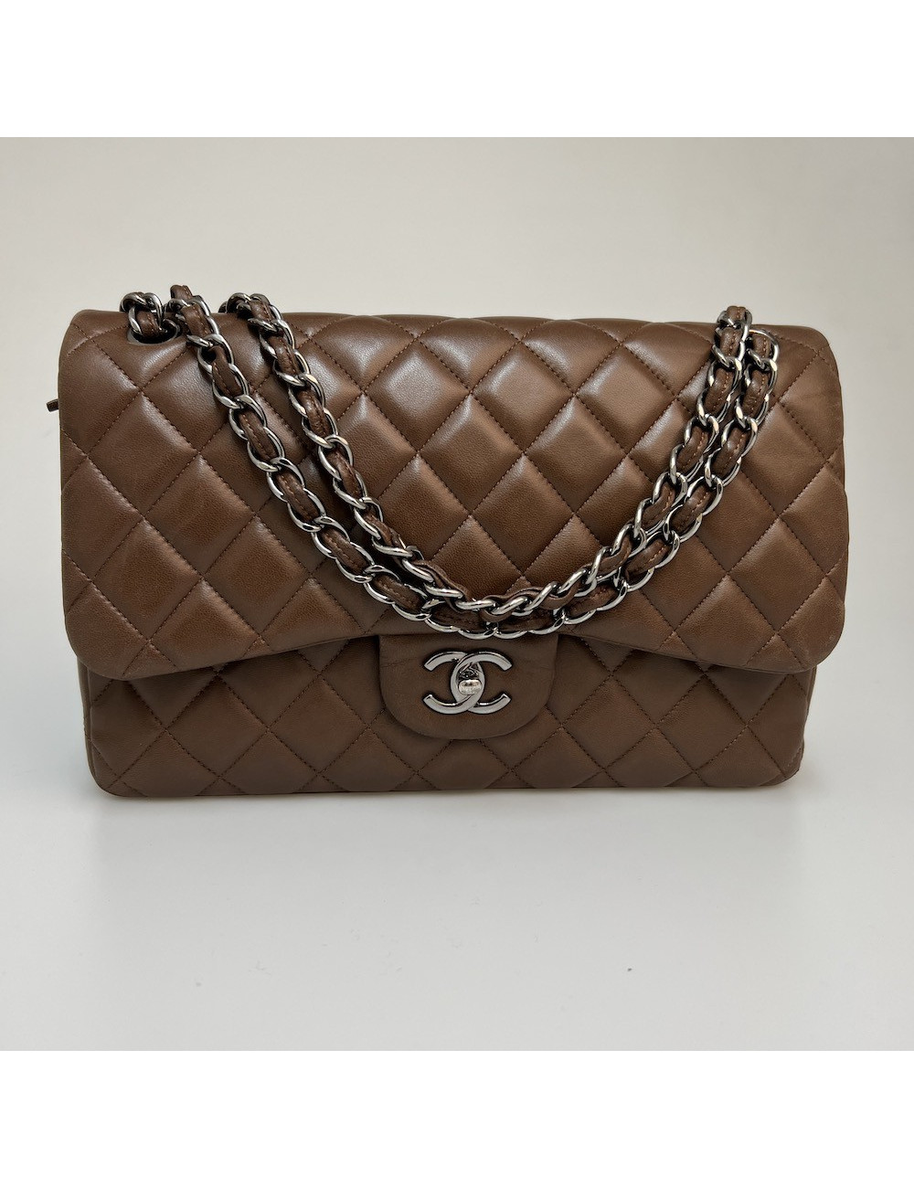Jumbo CHANEL agneau marron