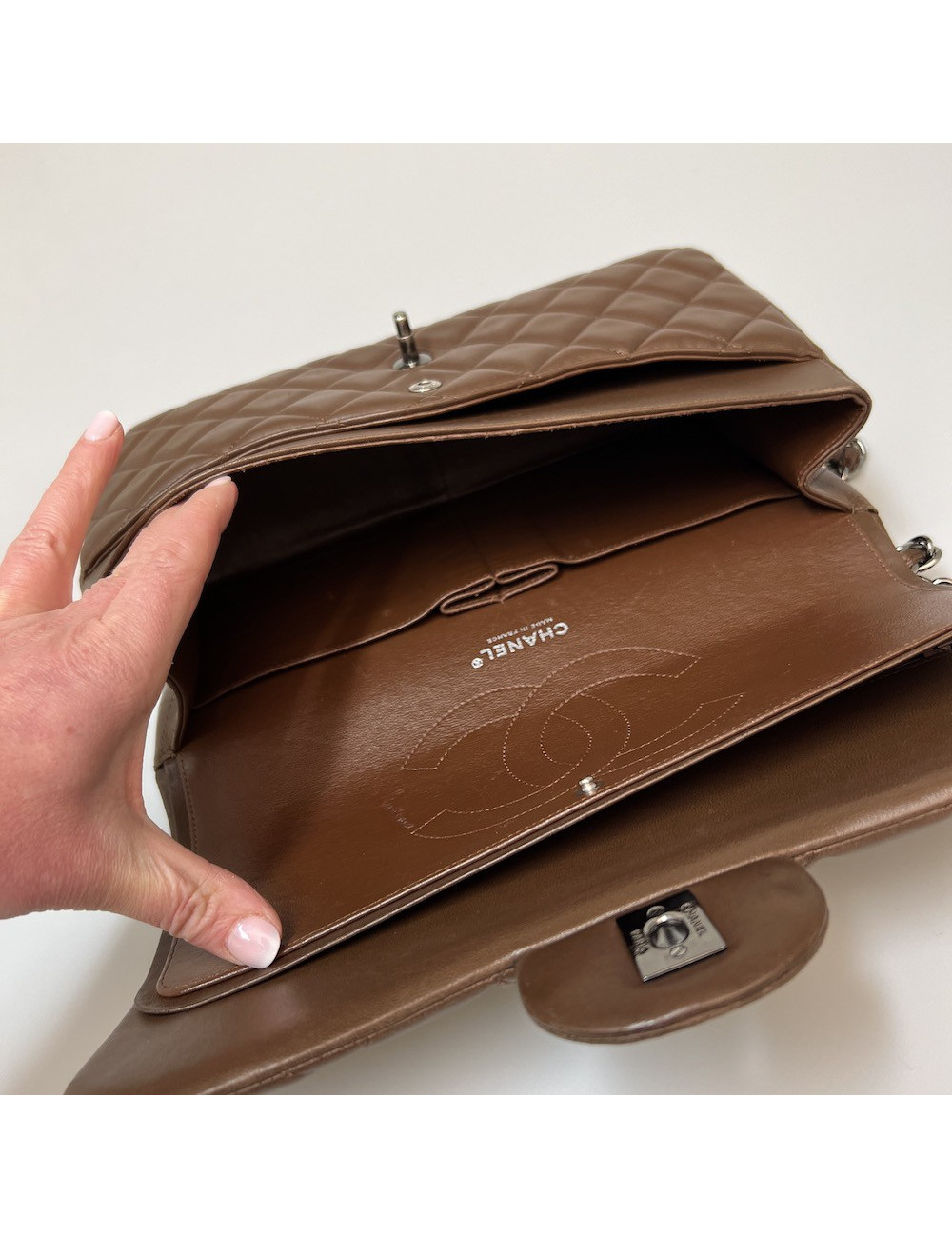 Jumbo CHANEL agneau marron