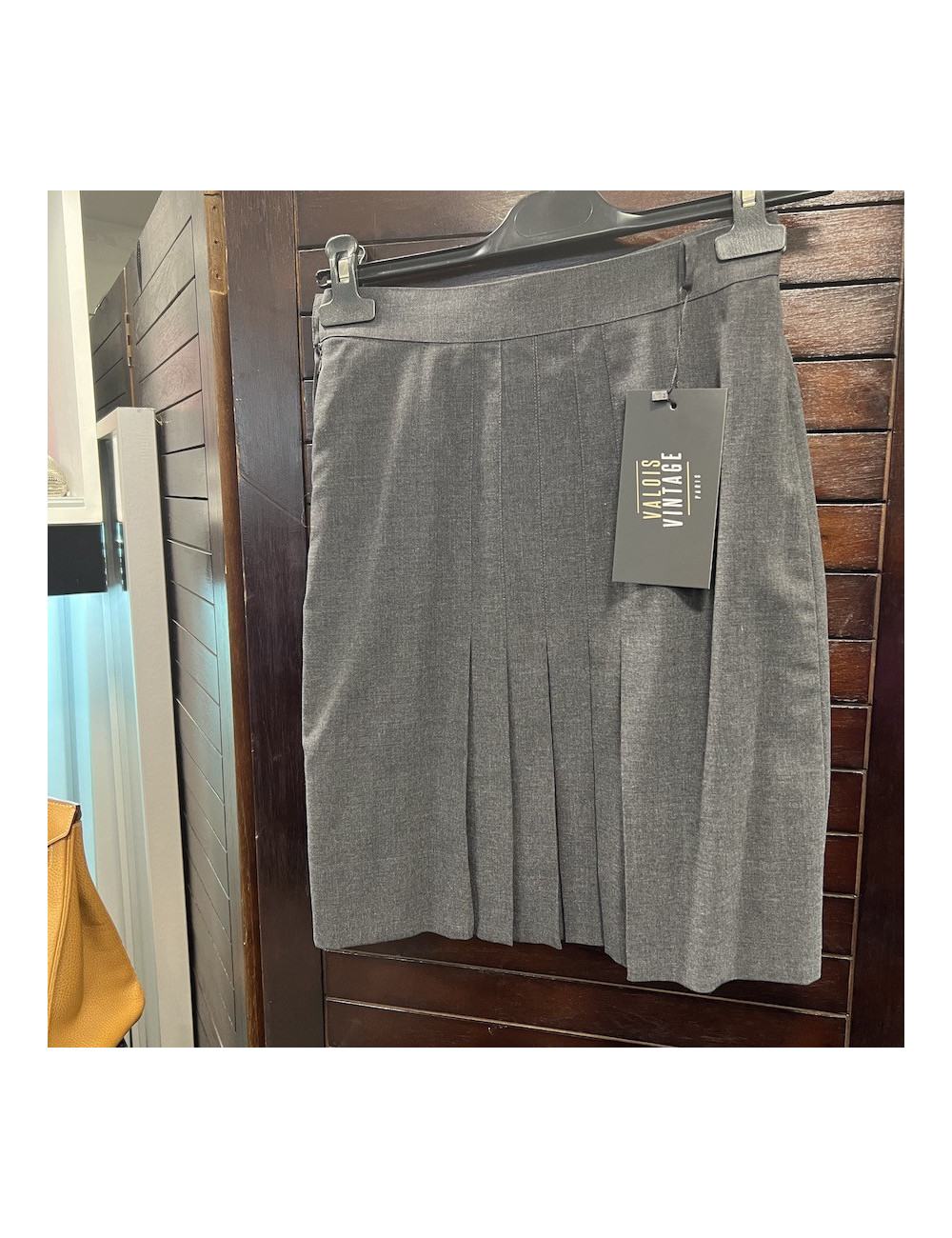 Jupe CHANEL T 36 grise