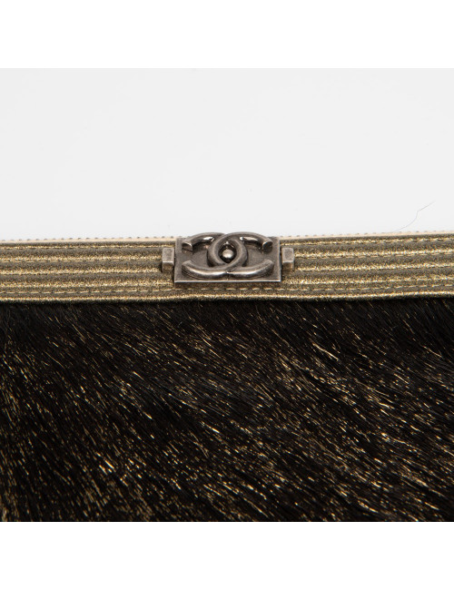 Pochette CHANEL poils brillants dorés 