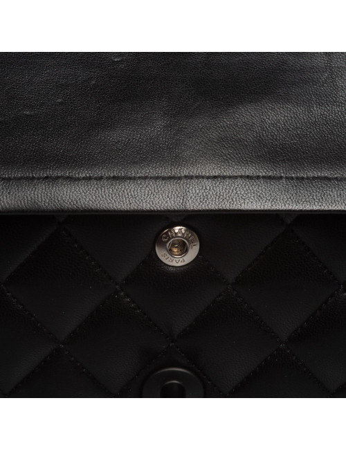 Timeless CHANEL cuir d'agneau all black