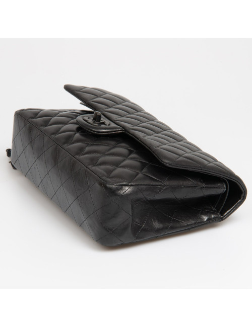 Timeless CHANEL cuir d'agneau all black