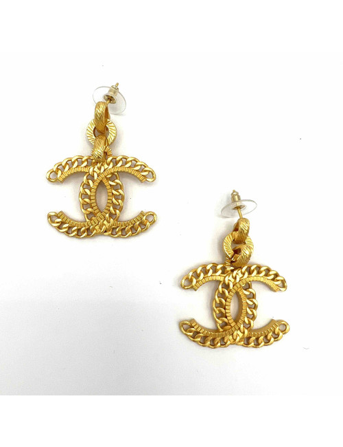 Clous CHANEL pendants dorés