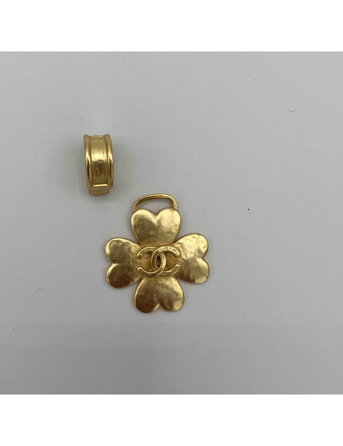 Clips CHANEL trefles dorés