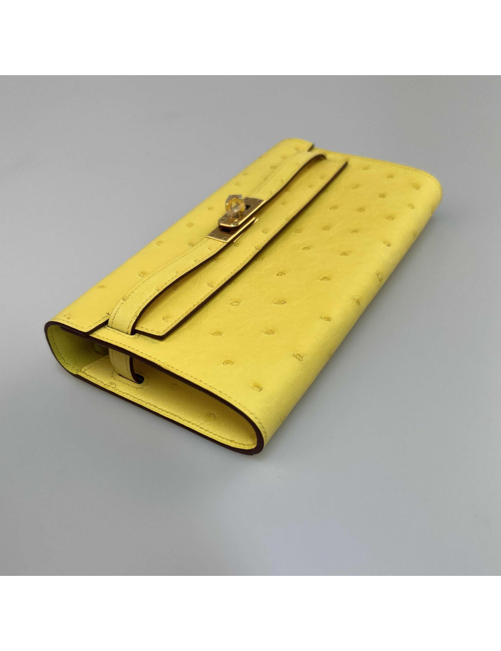 Pochette HERMES Kelly To Go autruche jaune