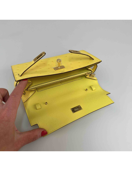 Pochette HERMES Kelly To Go autruche jaune