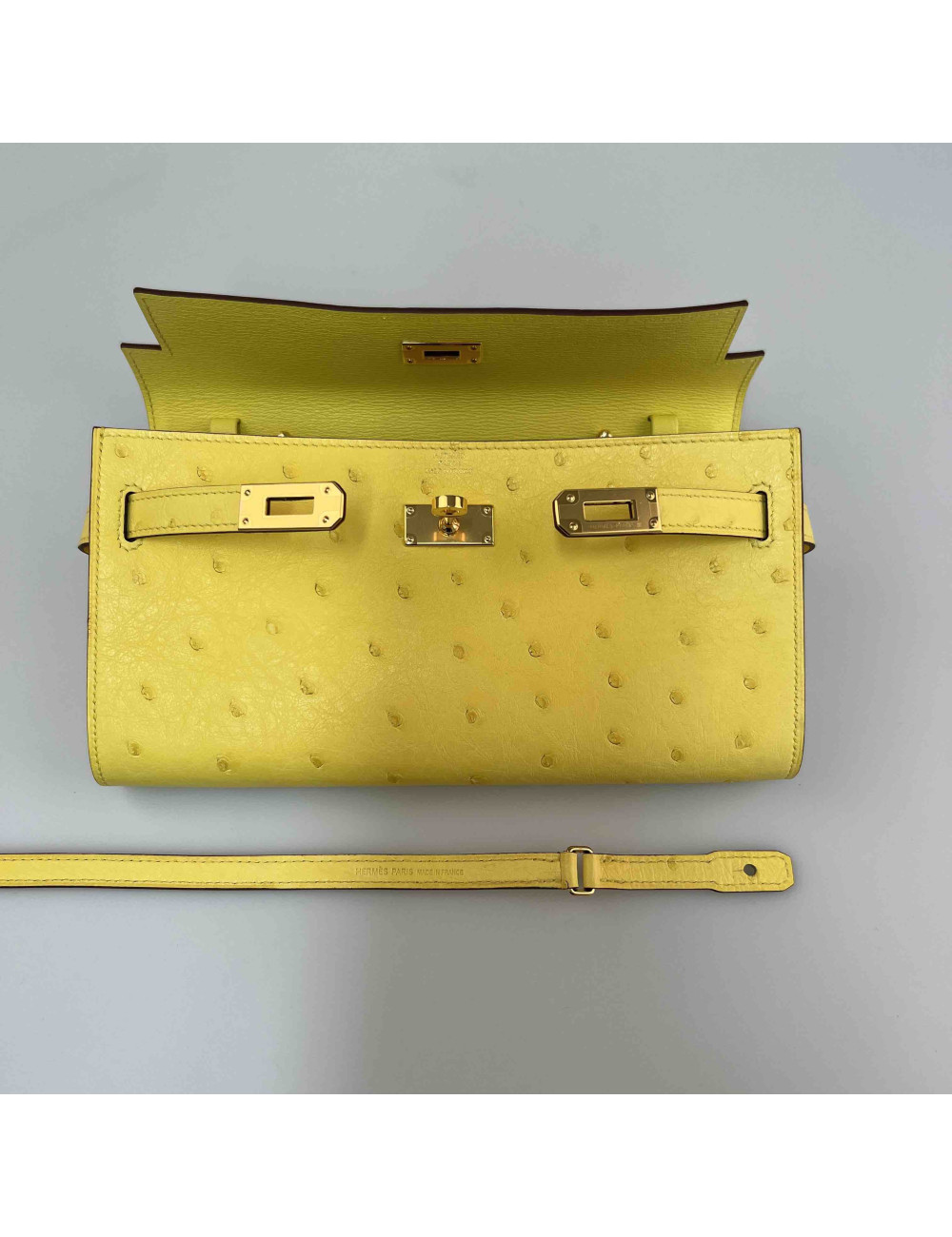 Pochette HERMES Kelly To Go autruche jaune
