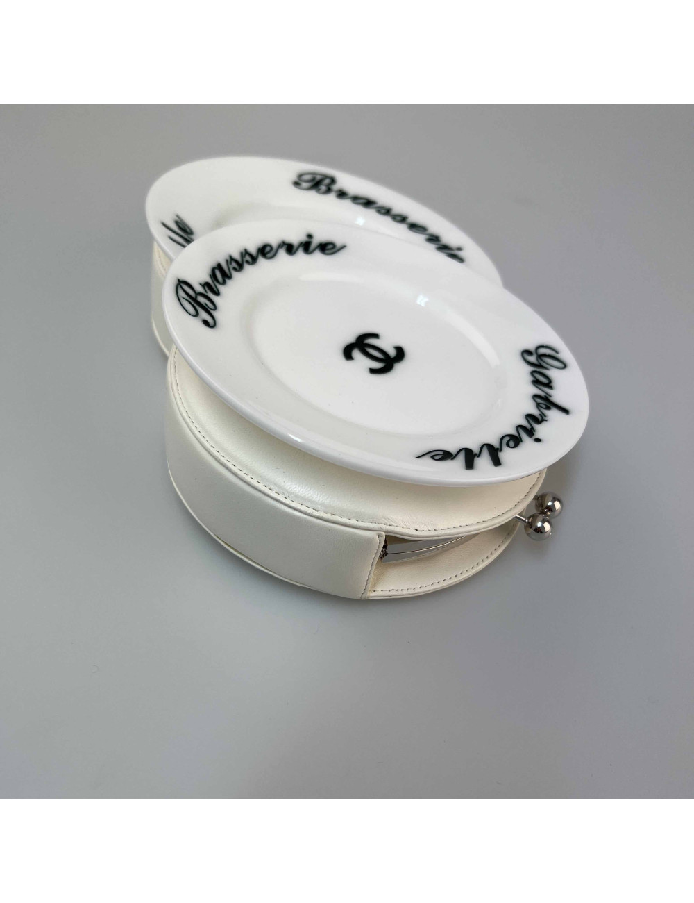 Minaudière  Brasserie Gabrielle CHANEL