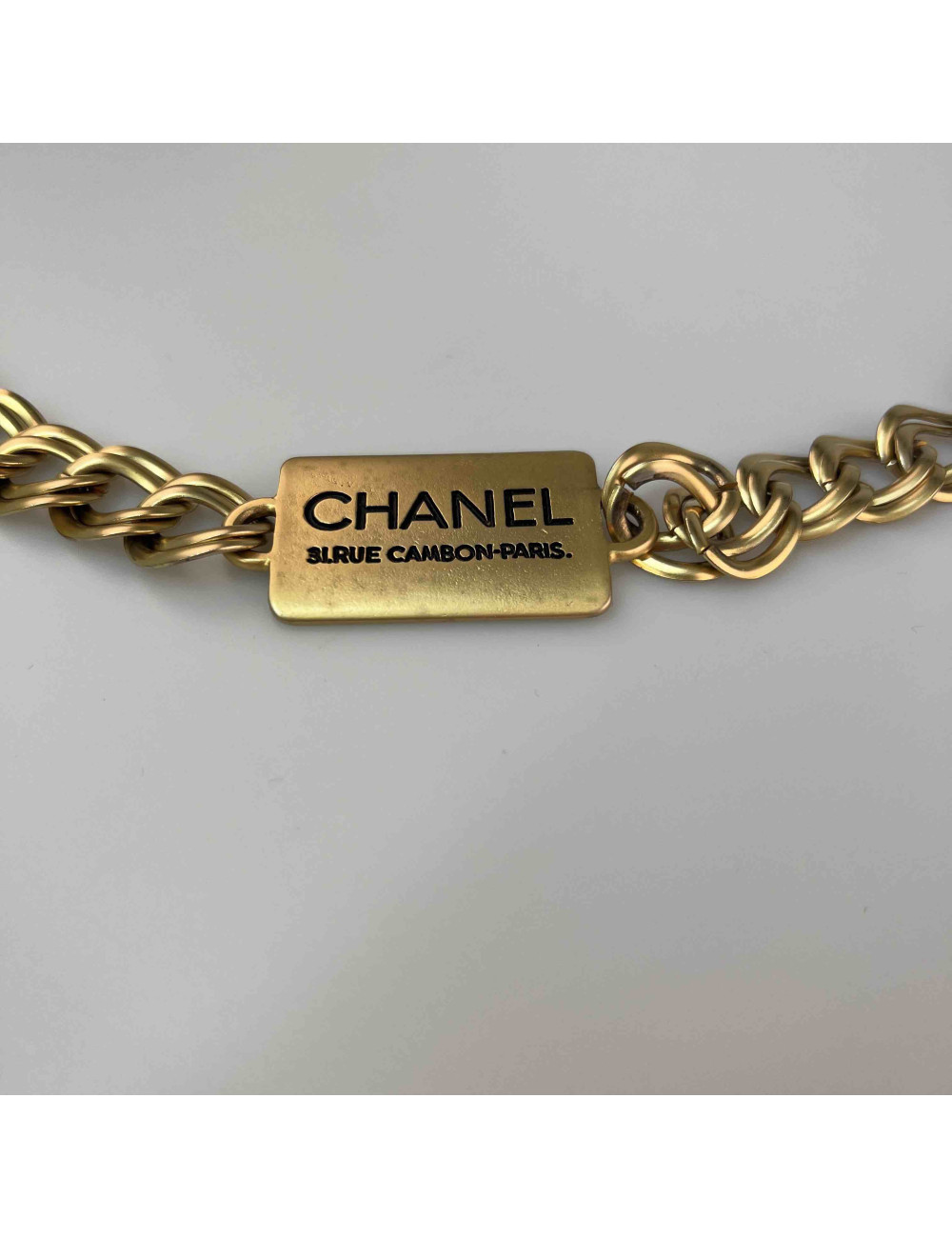Ceinture CHANEL plaques CHANEL dorée