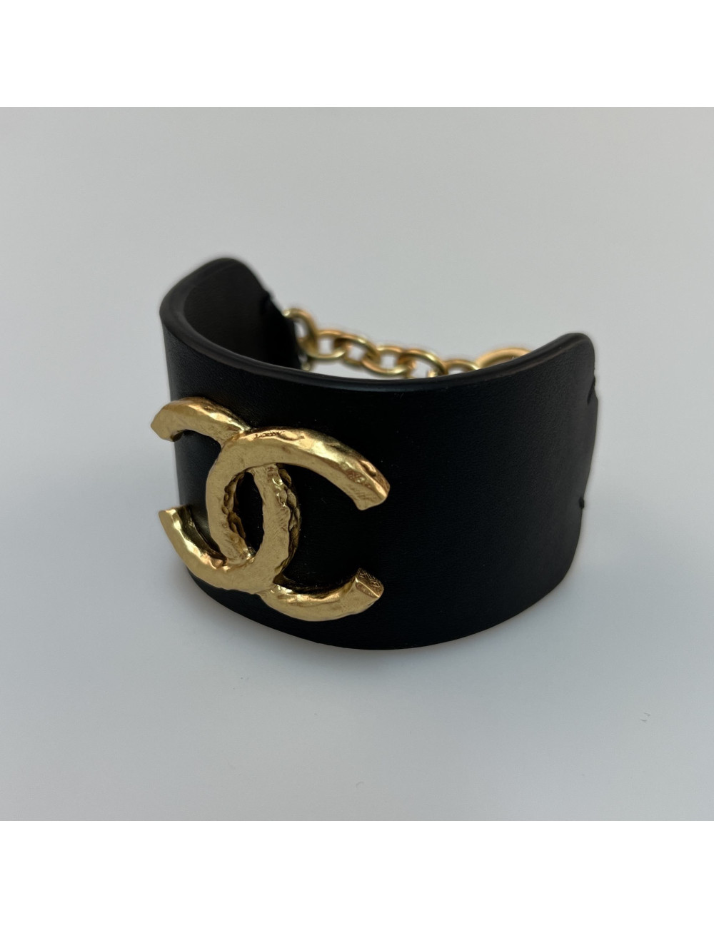 CHANEL Bracelet in black leather - Certified Authentic Jewelry
