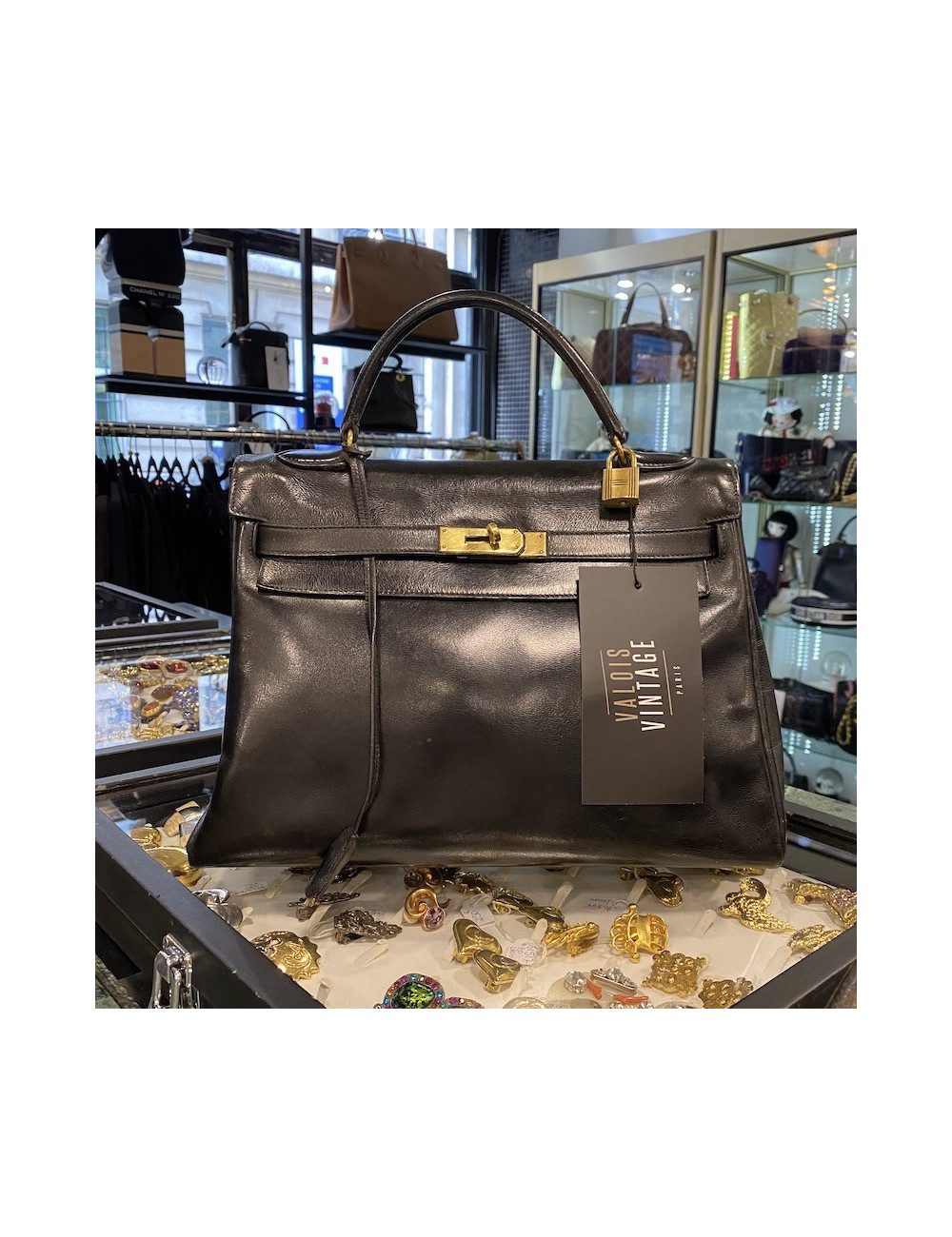 Kelly 32 HERMES Vintage box noir