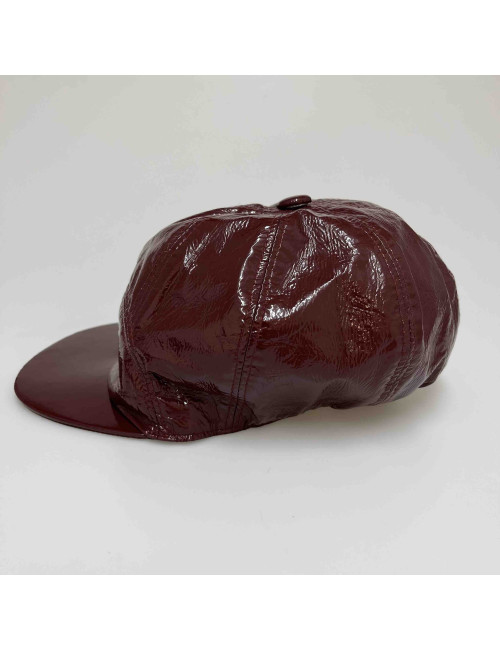 Casquette CHANEL T M verni  bordeaux