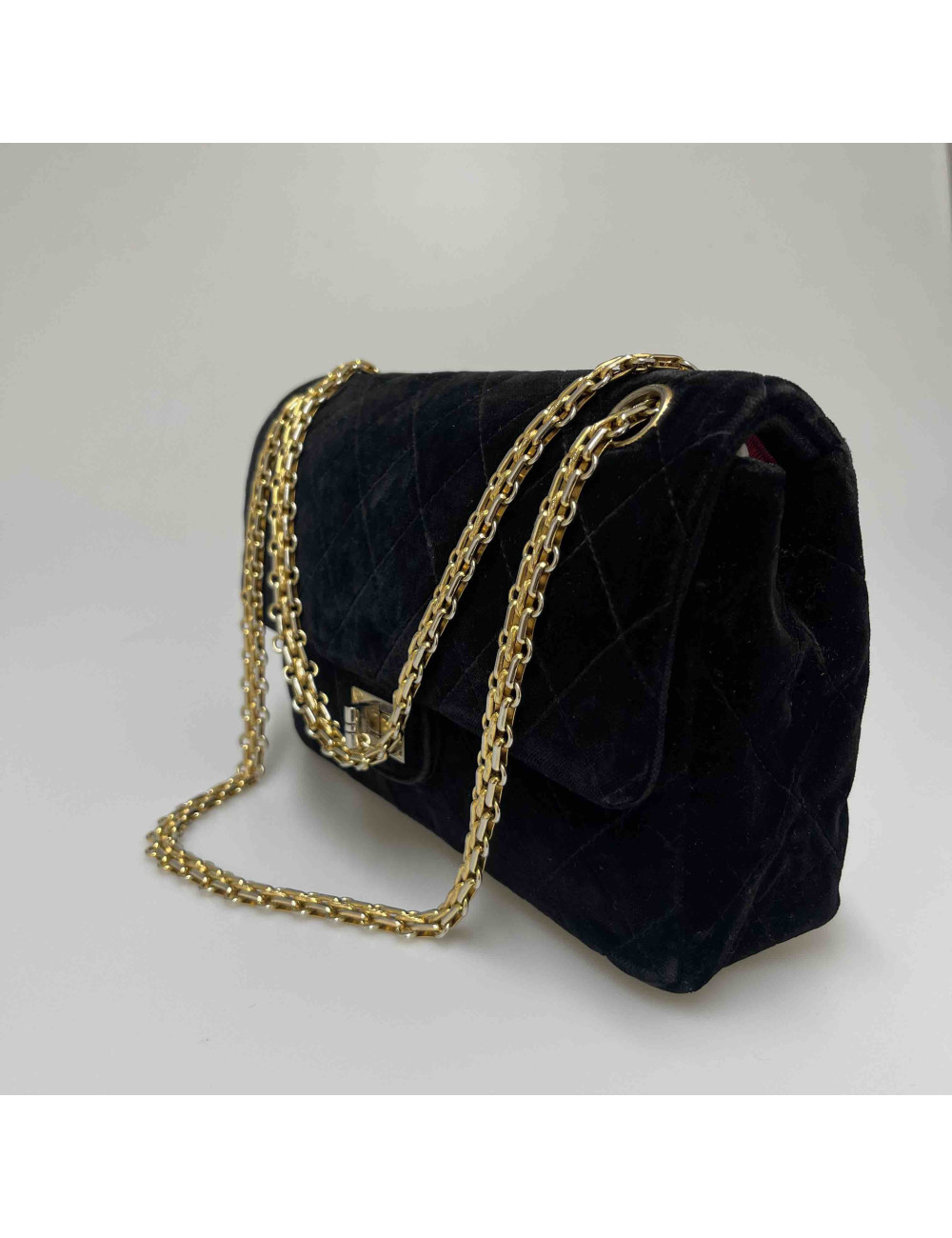 Timeless CHANEL velours noir