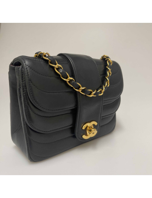 Vintage CHANEL Mini Black Bag - Occasion Certified Authentic