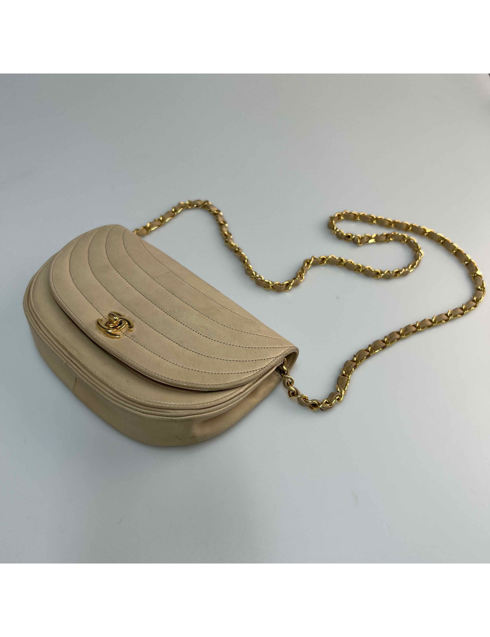 A REPARER Sac CHANEL beige Vintage