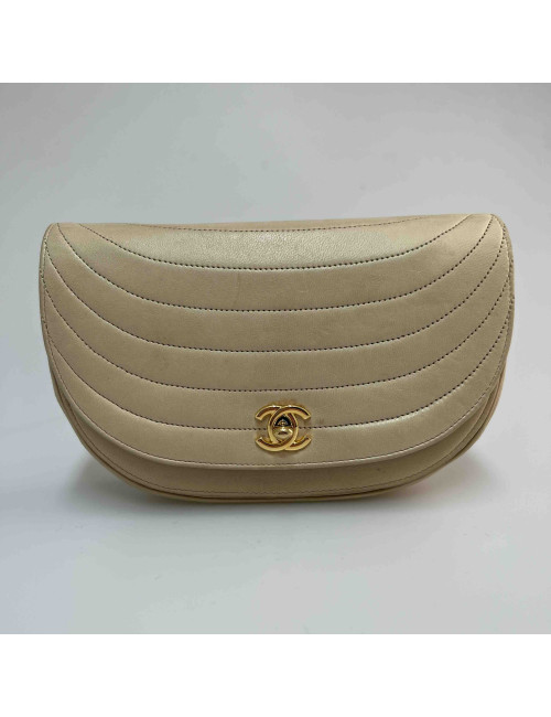 A REPARER Sac CHANEL beige Vintage