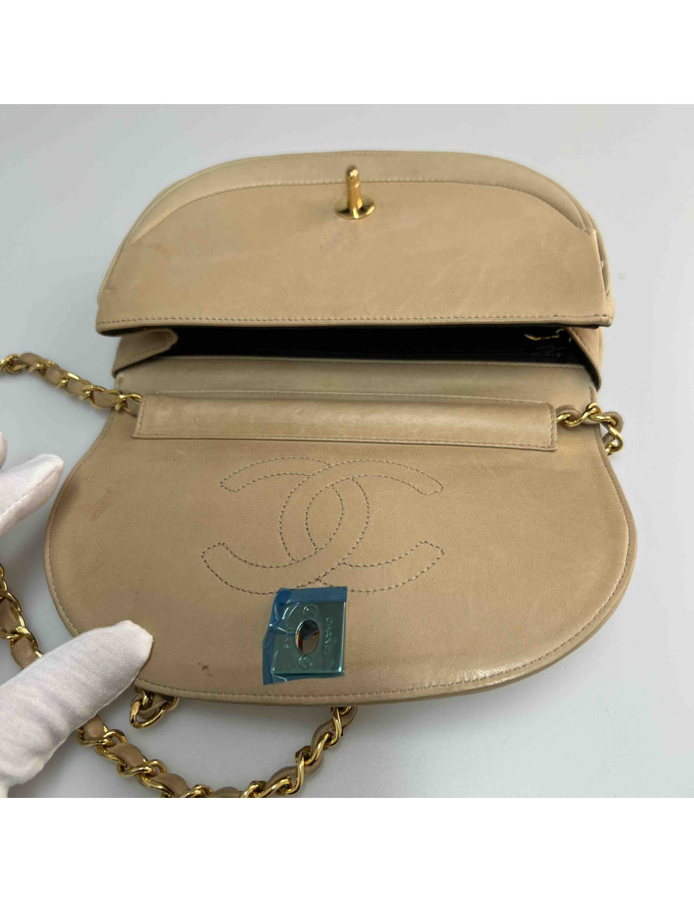 A REPARER Sac CHANEL beige Vintage