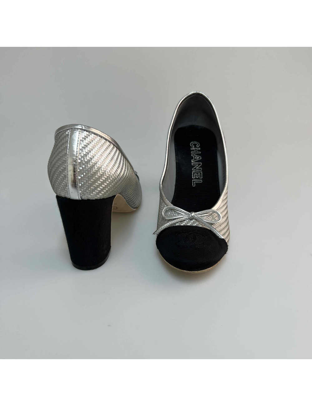 Escarpins CHANEL T 37 argent