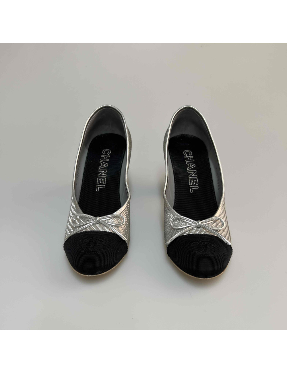 Escarpins CHANEL T 37 argent