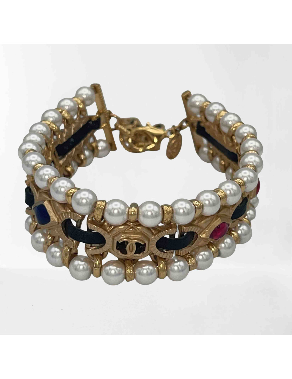 Bracelet CHANEL doré rubis noir