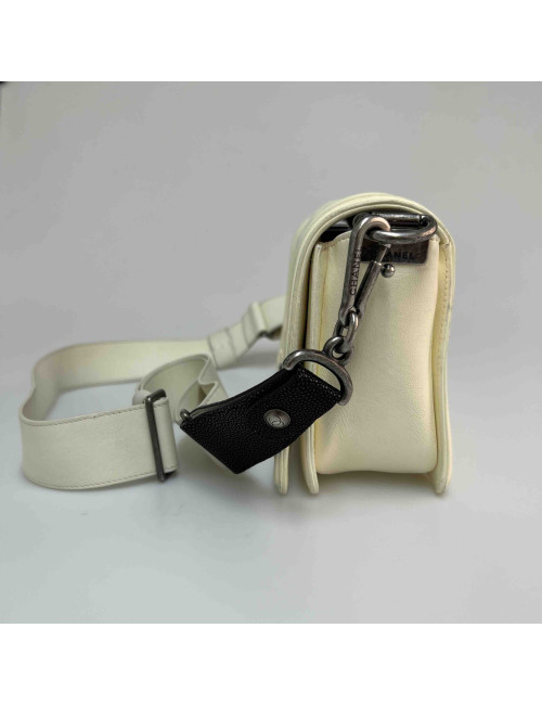 Sac Boy CHANEL coquille d'oeuf bandoulière