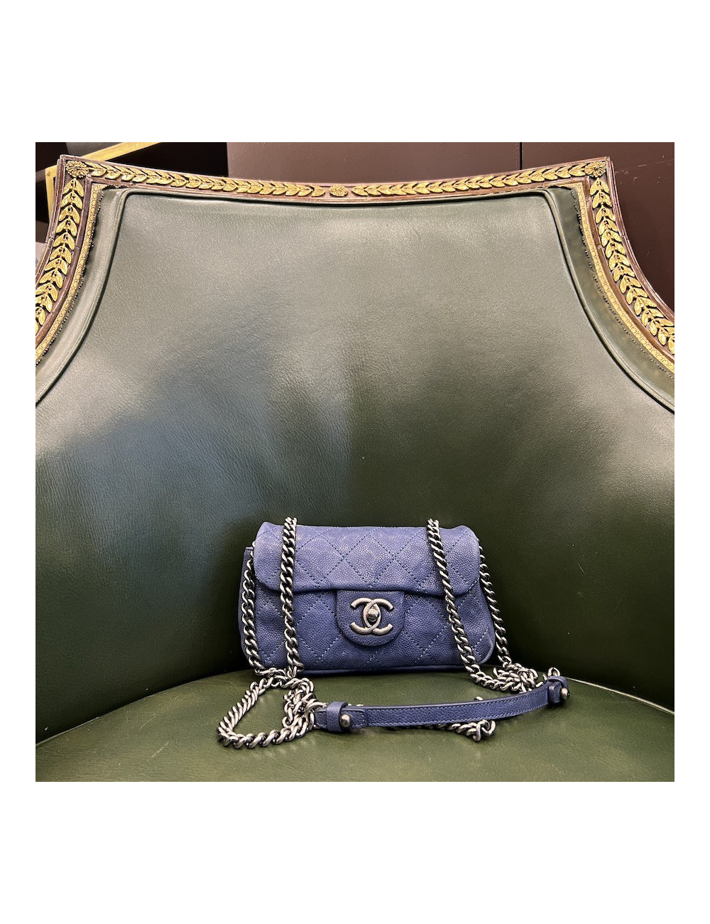 Mini sac Classique CHANEL cuir bleu