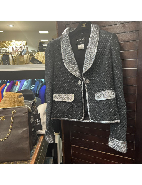 Veste CHANEL noir gansée d'argent collection 2006