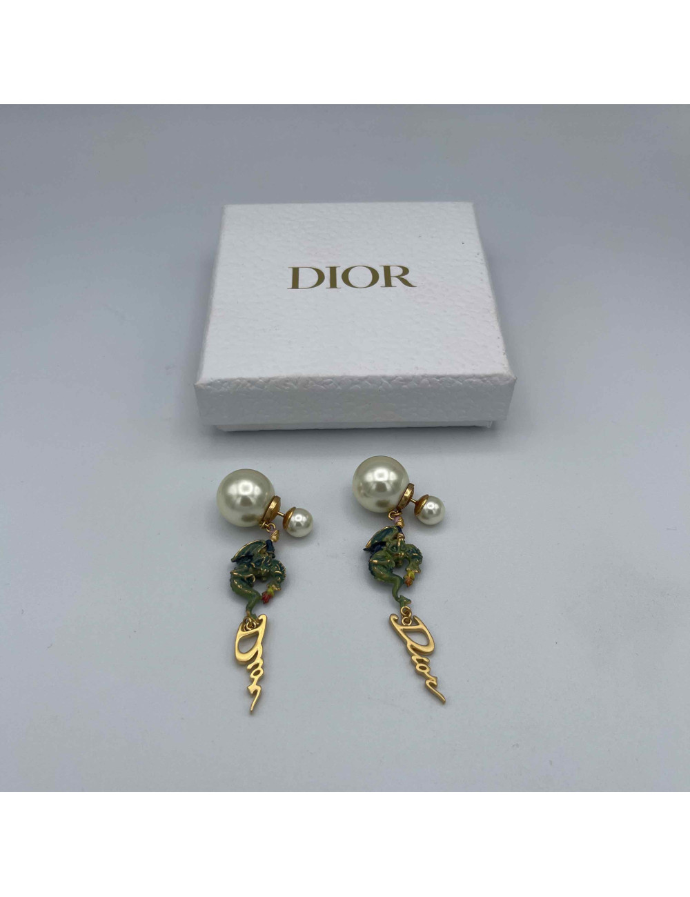 Boucles d'oreille Tribales Dior princesse et dragon