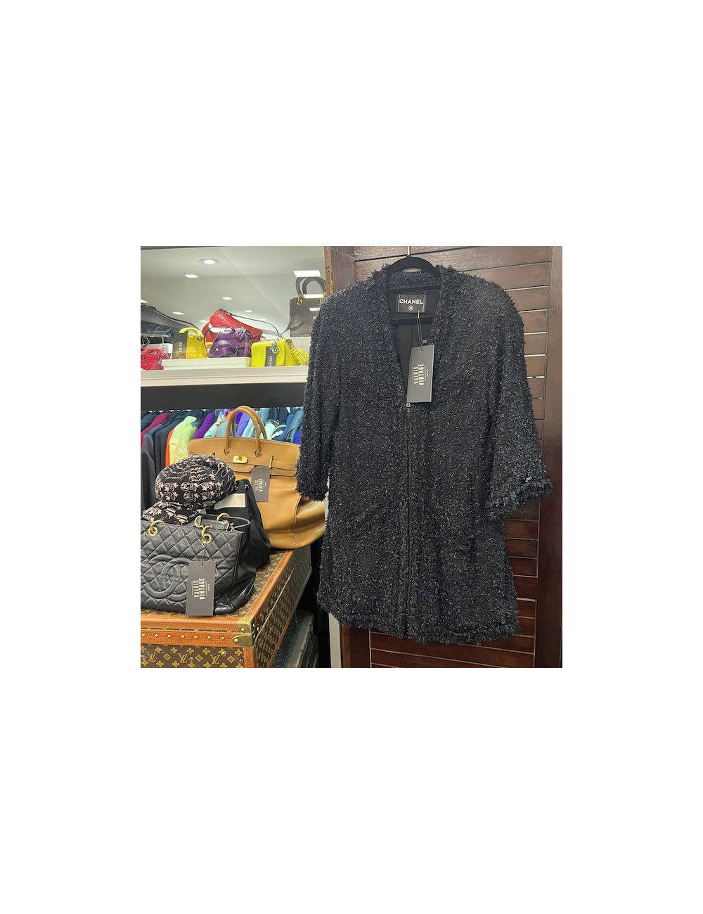 Longue veste T 42 CHANEL  zippée noire