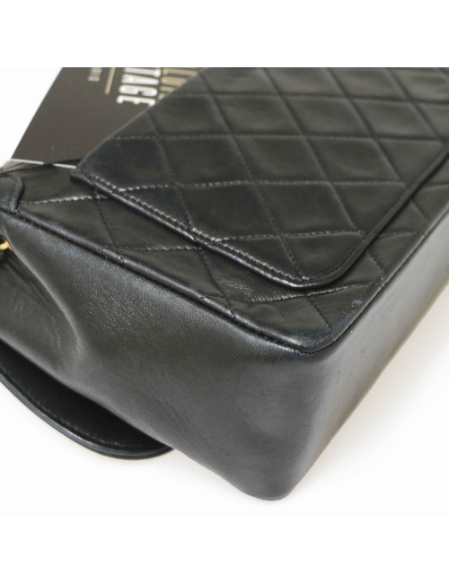 Sac à main CHANEL cliassique noir