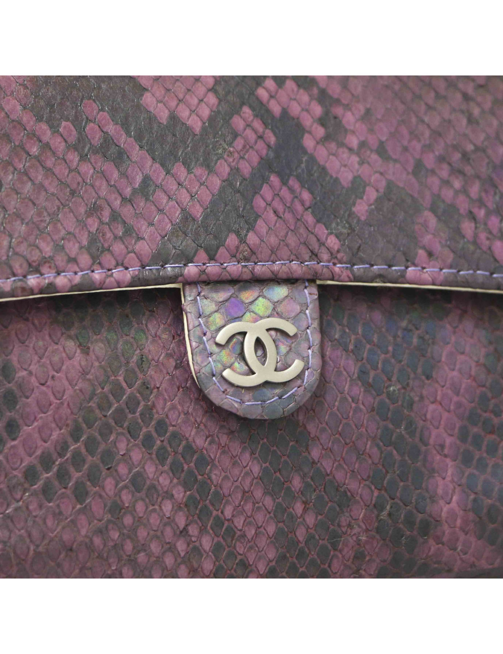 CHANEL Mini Belt Bag in Purple Lizard - Superb Certified Occasion 