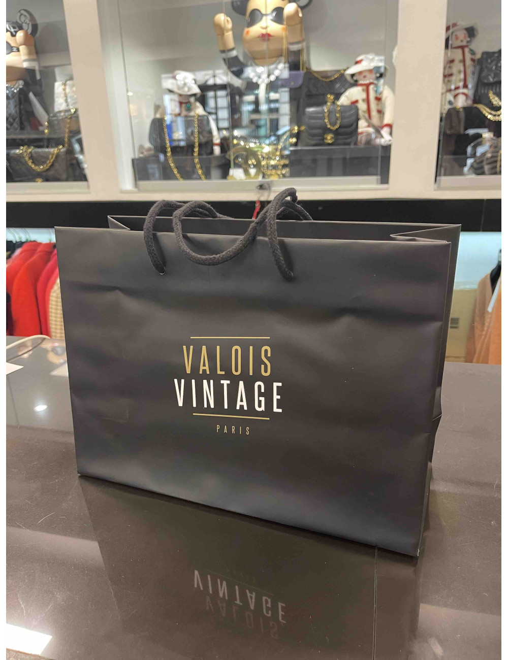 Jupe T 40 CHANEL soie dentelle noire