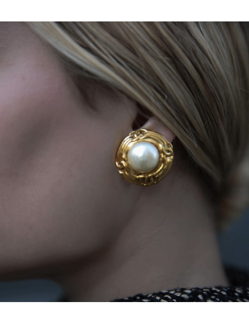 Clips perles CHANEL