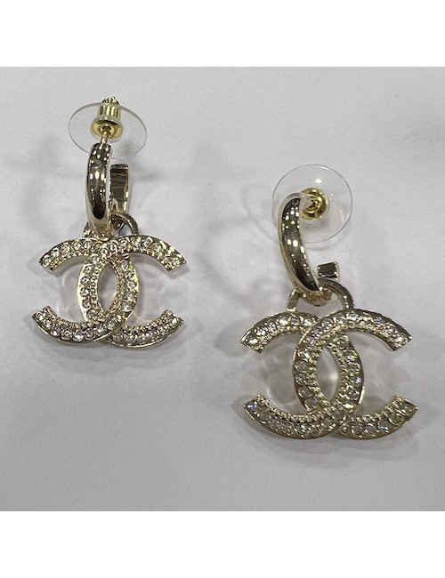 Clous pedants CC CHANEL