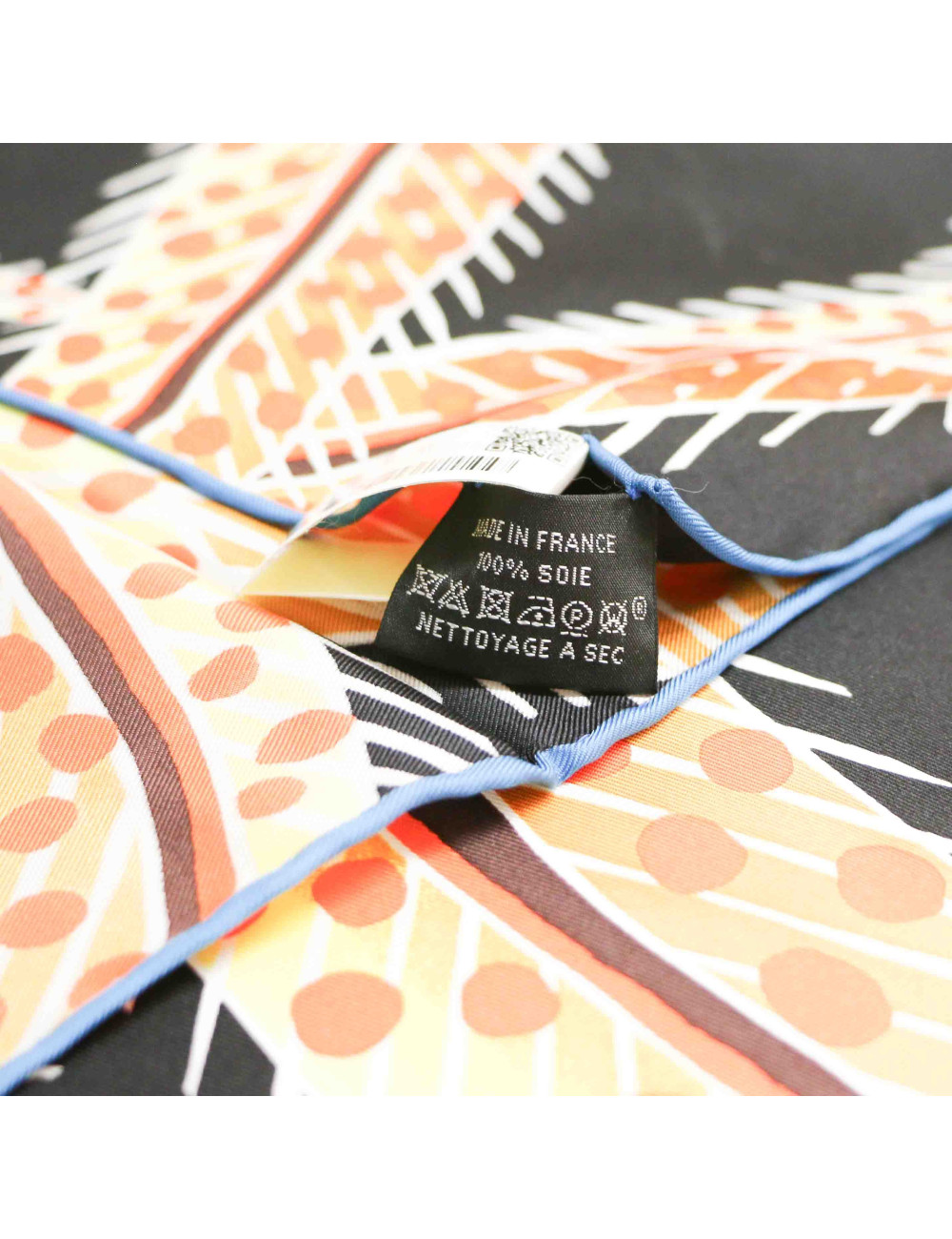 Carré HERMES Baobab Cat 100% soie