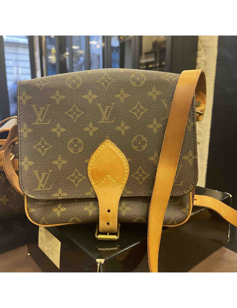 Cartouchière LOUIS VUITTON