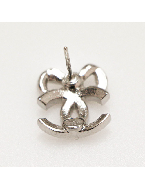 Clous noeud CHANEL CC