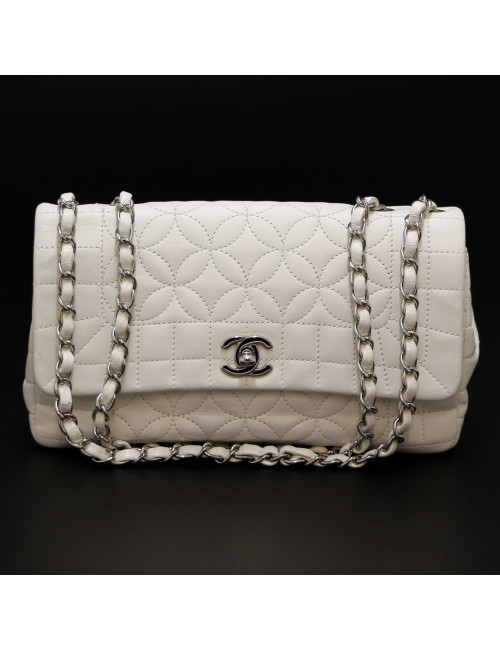 A RETEINDRE Timeless CHANEL blanc