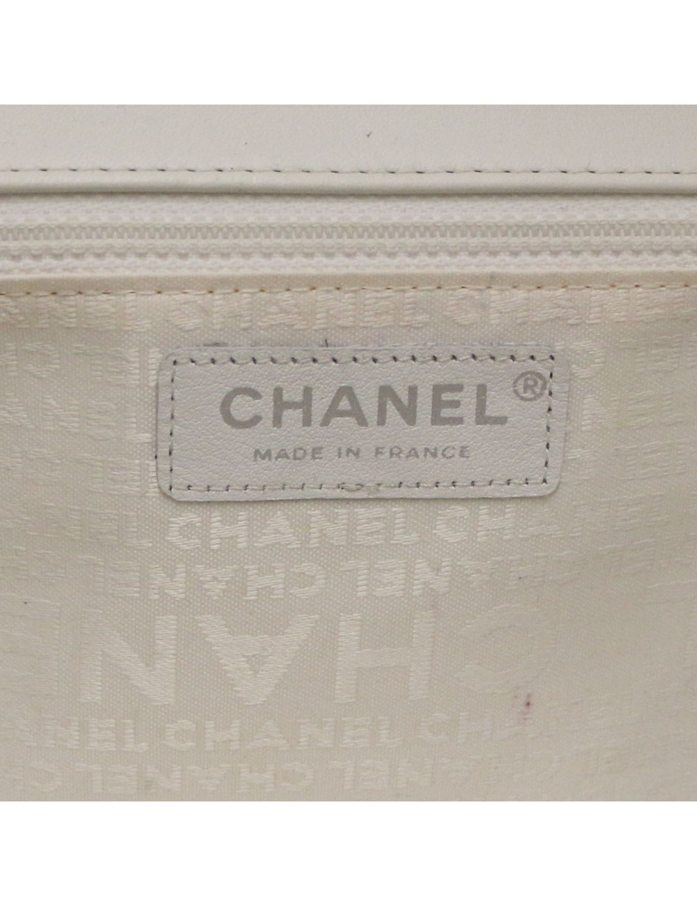 A RETEINDRE Timeless CHANEL blanc